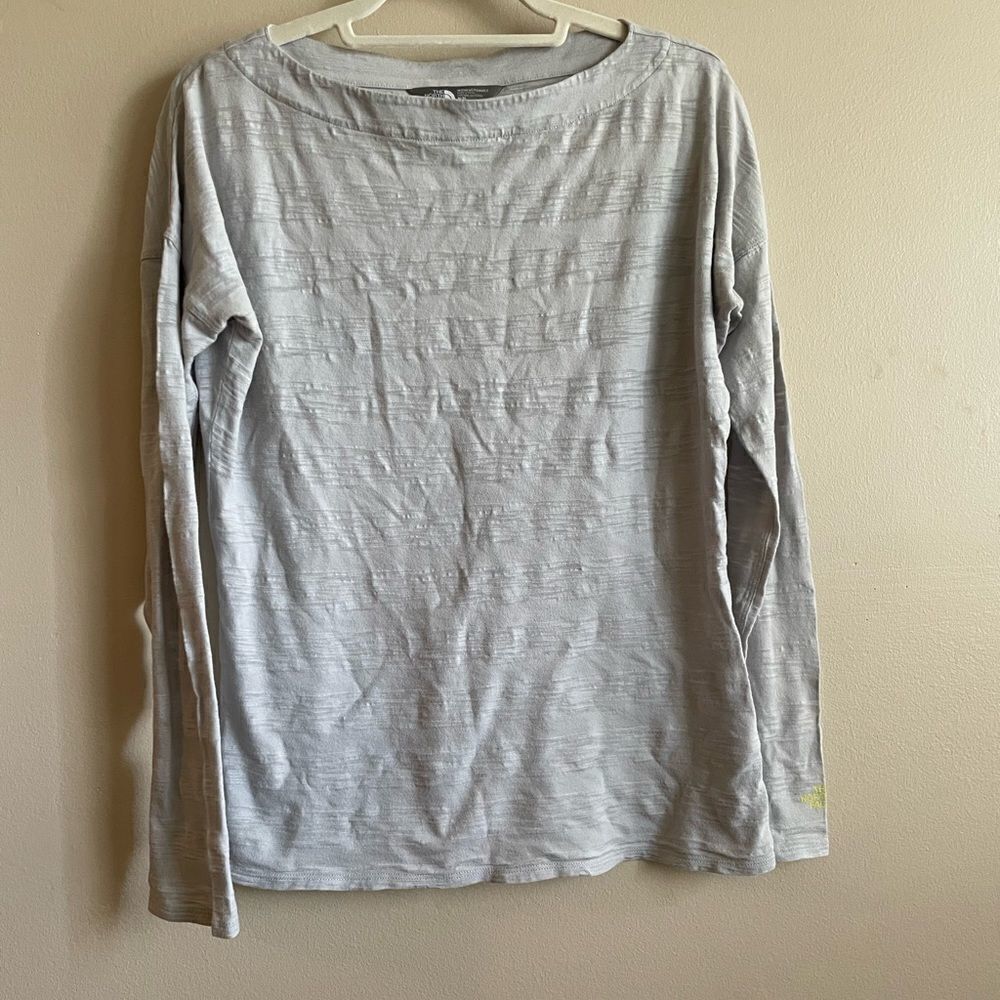 The North Face gray white long sleeve top